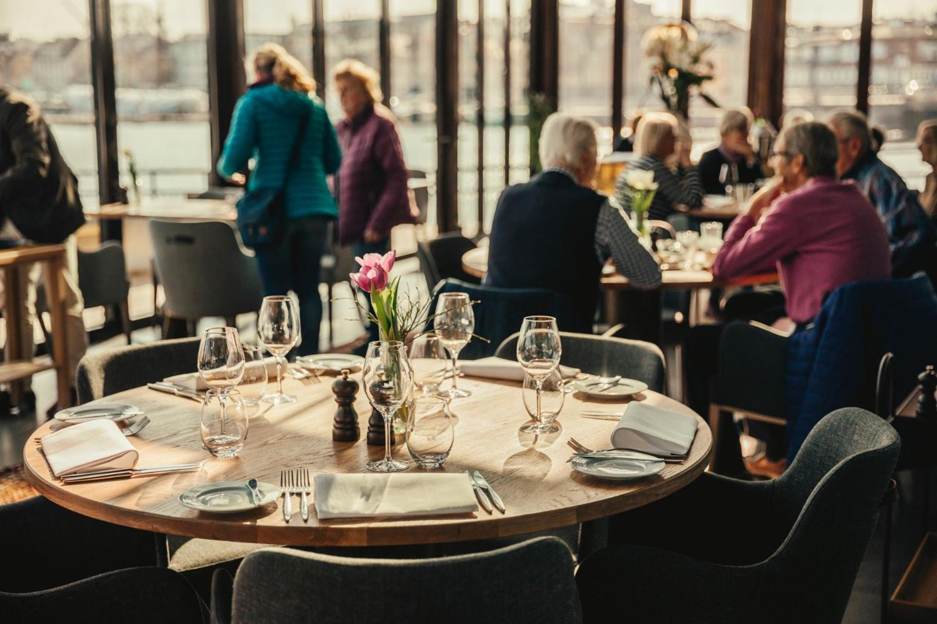 Slottsholmen Hotell Och Restaurang Västervik Extérieur photo
