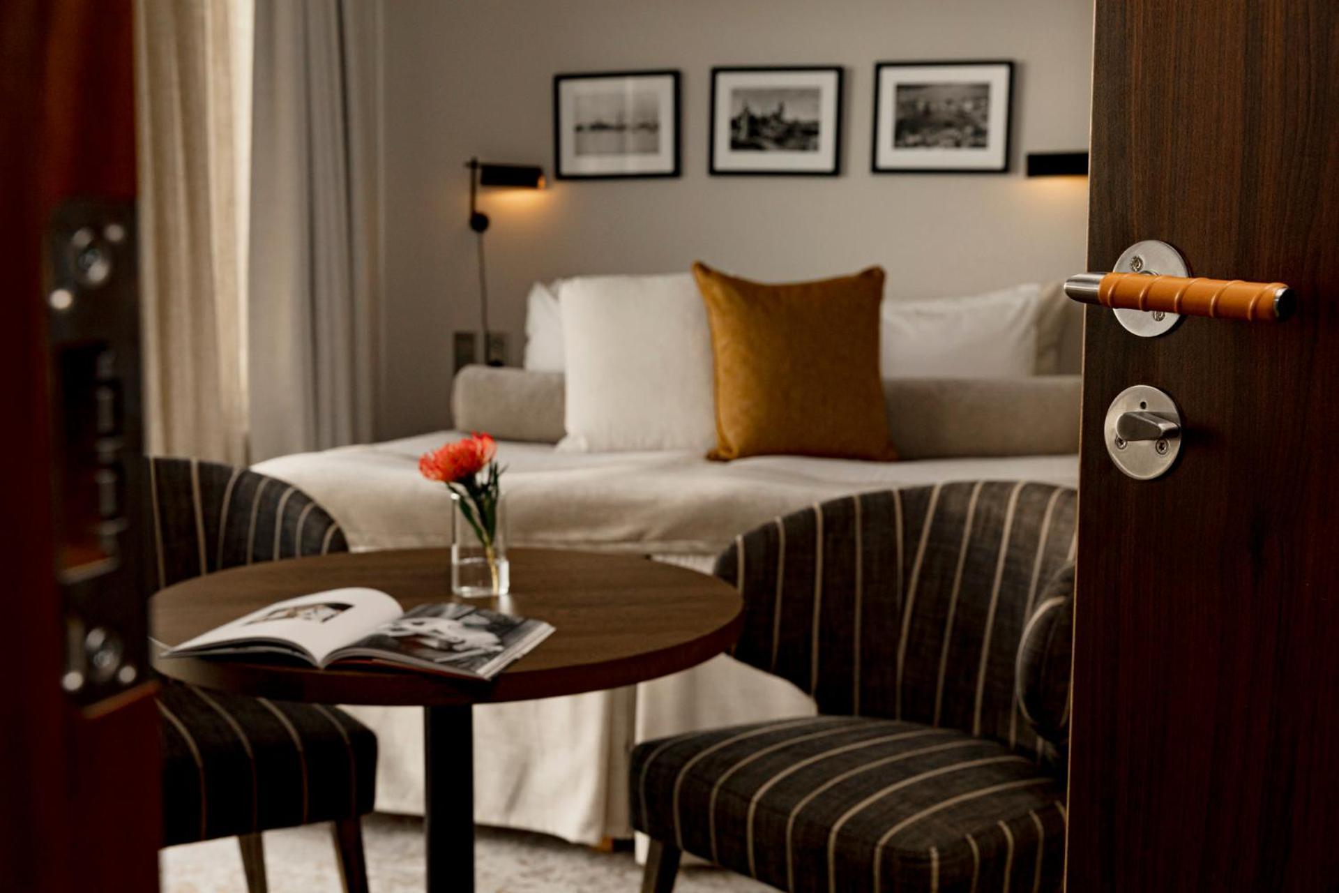 Slottsholmen Hotell Och Restaurang Västervik Extérieur photo
