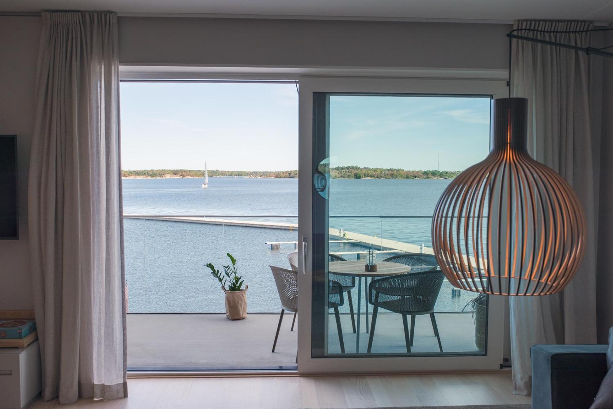 Slottsholmen Hotell Och Restaurang Västervik Extérieur photo