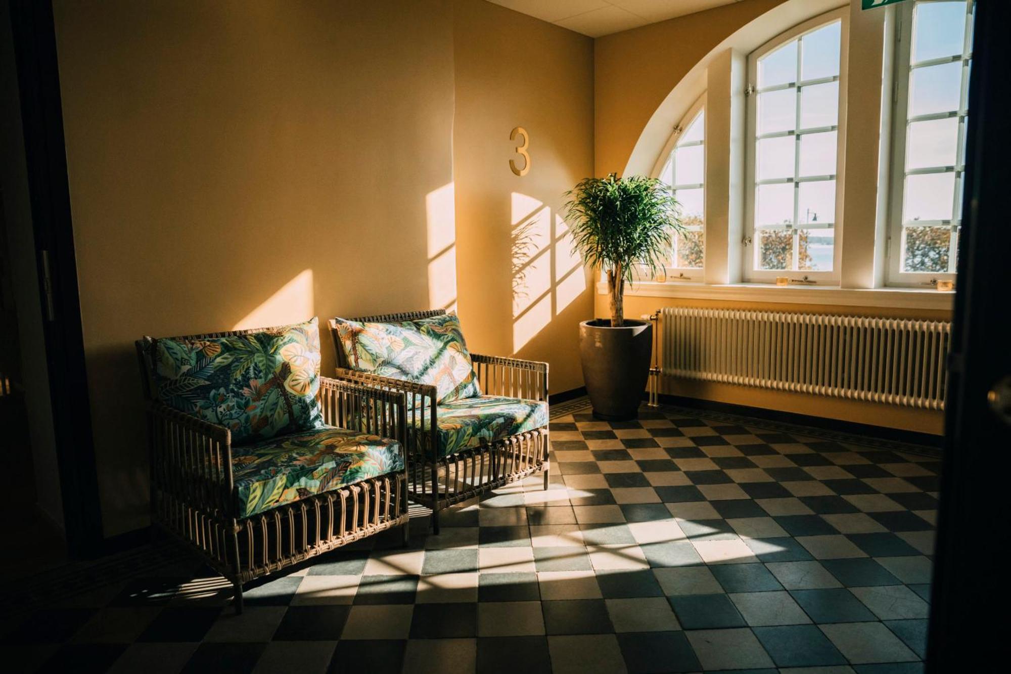Slottsholmen Hotell Och Restaurang Västervik Extérieur photo