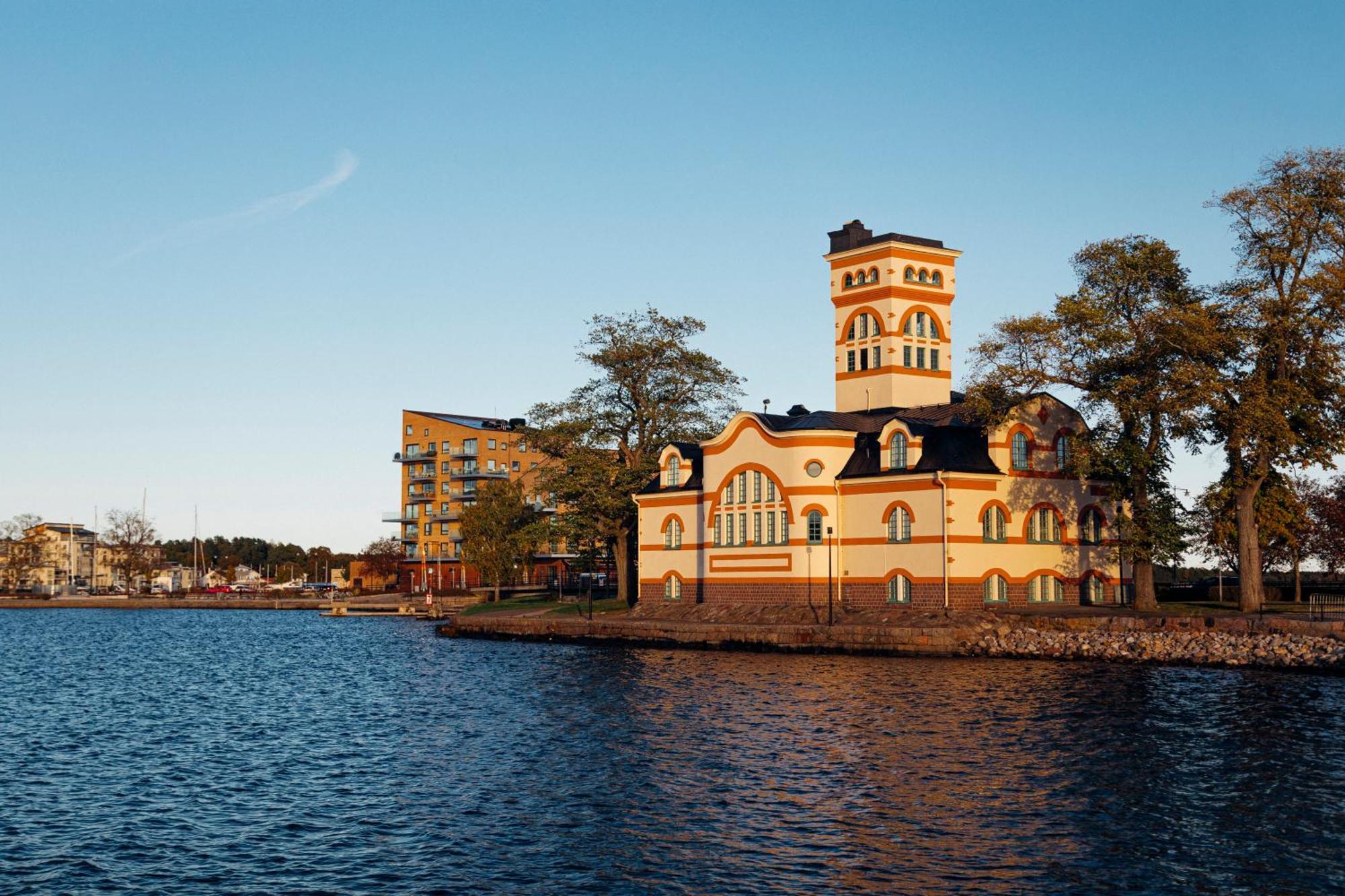 Slottsholmen Hotell Och Restaurang Västervik Extérieur photo